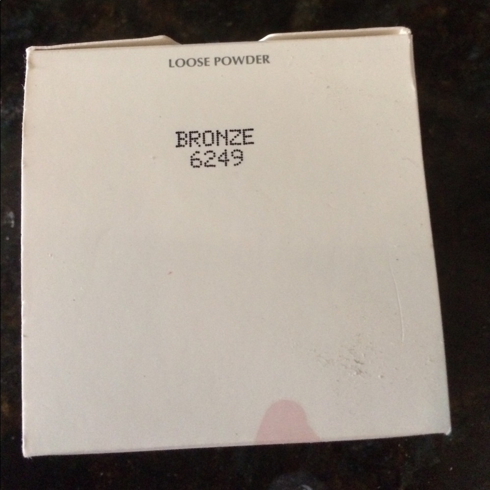 Mary Kay Bronze Loose Powder